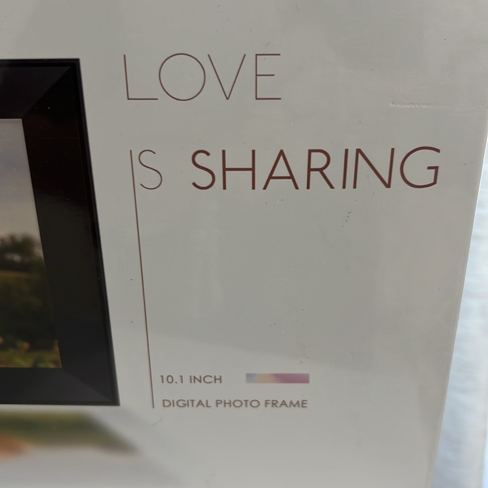 Digital photo frame 10.1 inch NWT